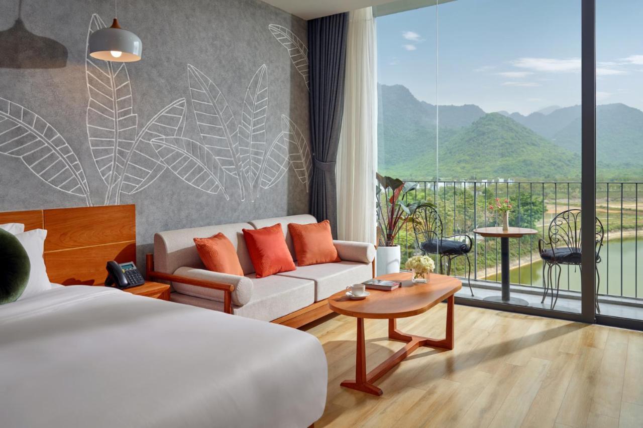 Wyndham Grand Vedana होटल 5*