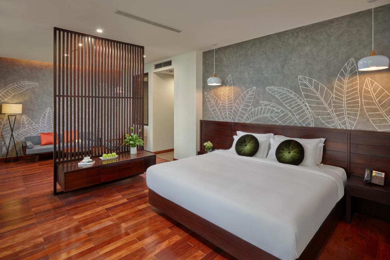 Wyndham Grand Vedana होटल 5*