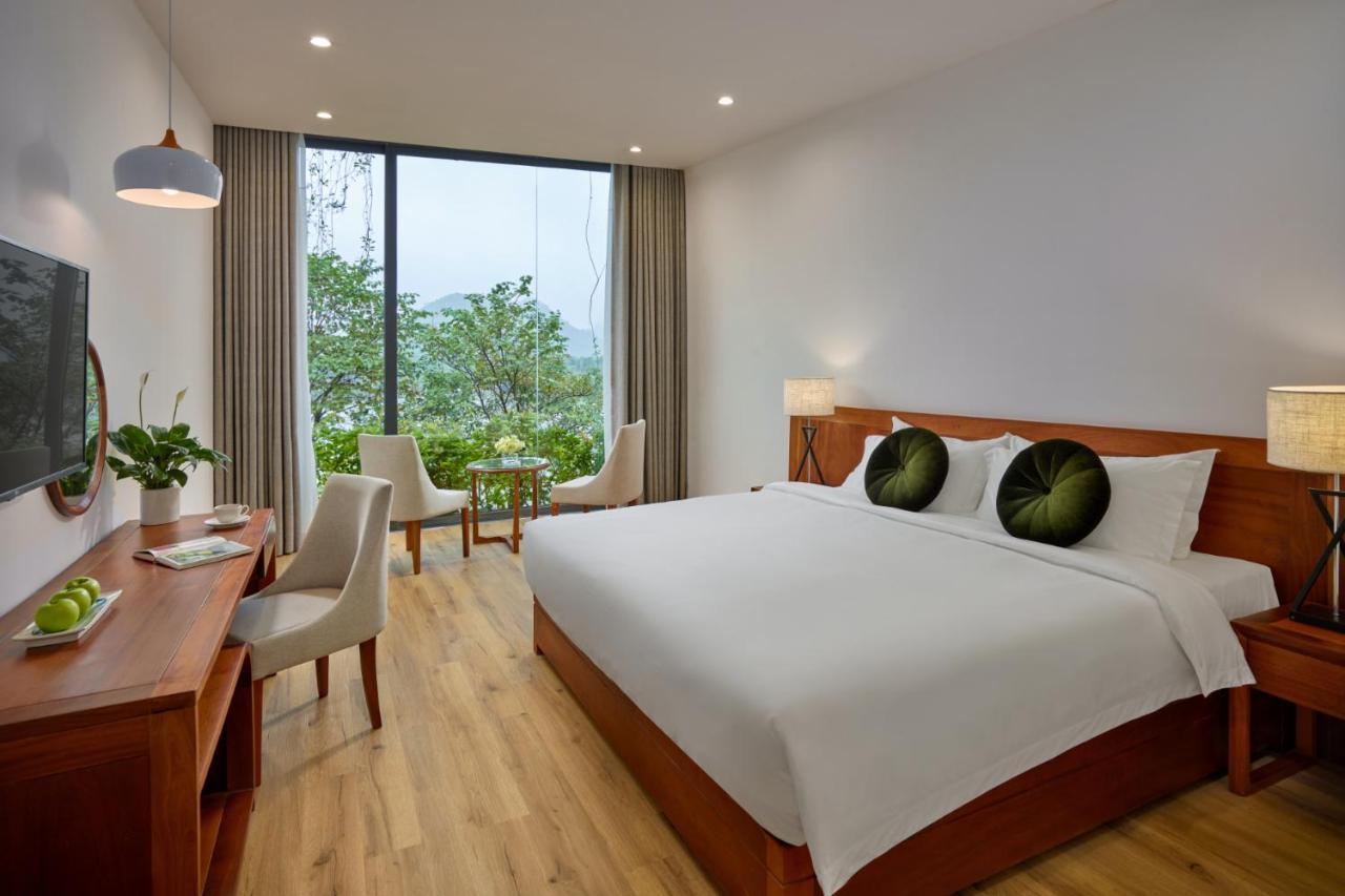 Wyndham Grand Vedana 5*